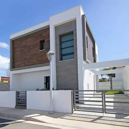 Villa Mey